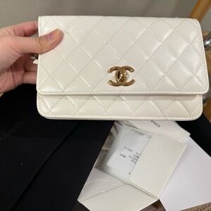 22c Chanel TrendyCC WOC